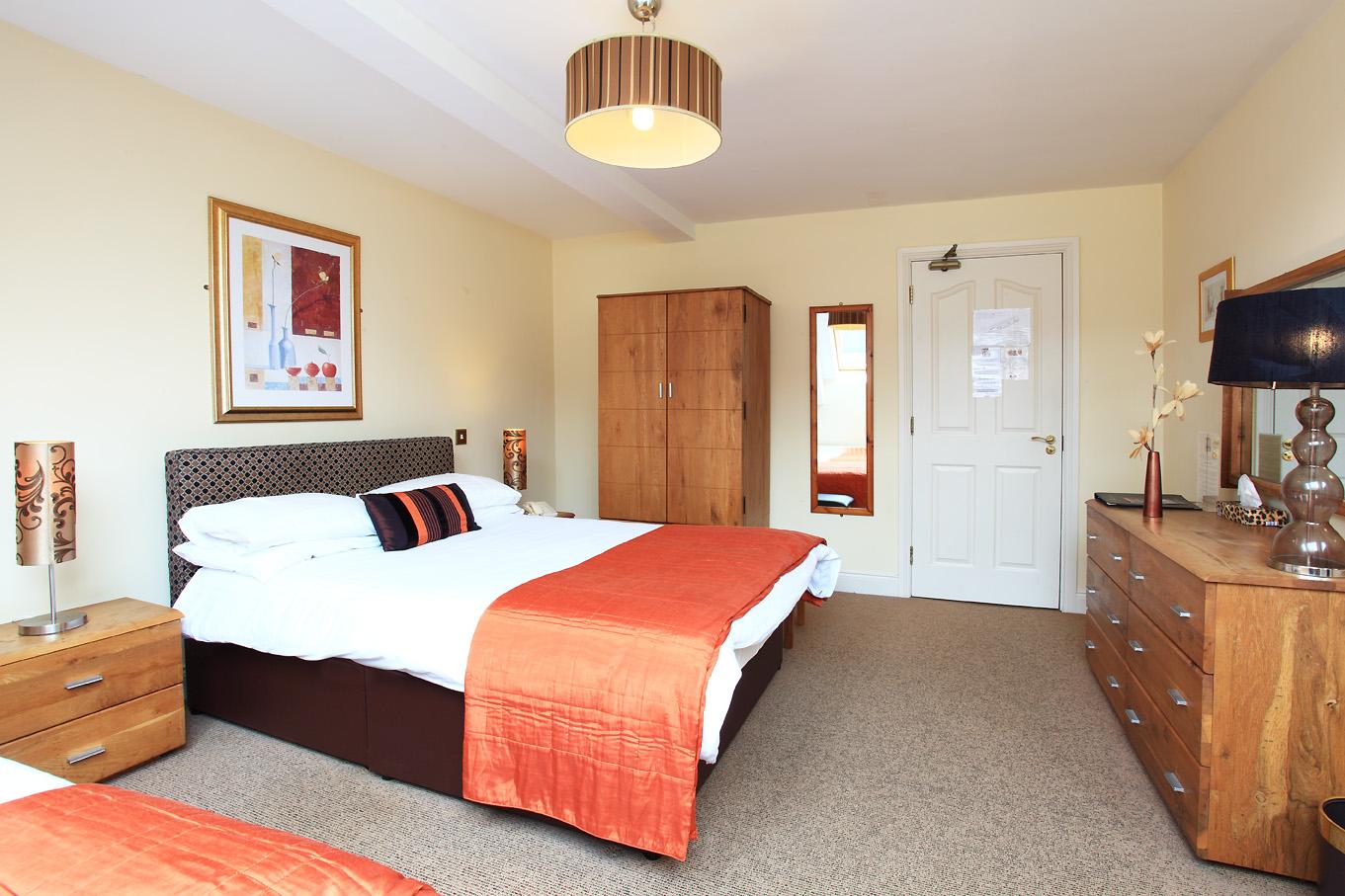 โอ ดอนนาบาห์ยทาวน์เฮาส์ Bed & Breakfast เคนแมร์ ภายนอก รูปภาพ