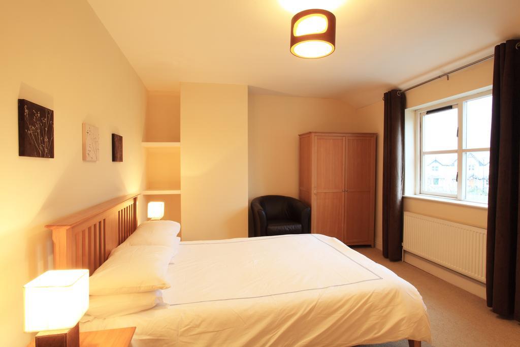 โอ ดอนนาบาห์ยทาวน์เฮาส์ Bed & Breakfast เคนแมร์ ภายนอก รูปภาพ