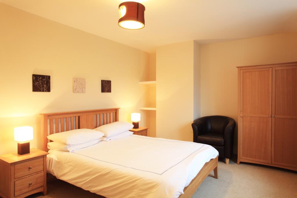 โอ ดอนนาบาห์ยทาวน์เฮาส์ Bed & Breakfast เคนแมร์ ภายนอก รูปภาพ