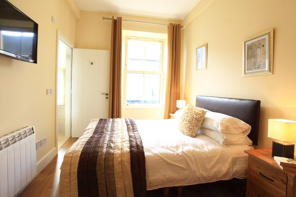 โอ ดอนนาบาห์ยทาวน์เฮาส์ Bed & Breakfast เคนแมร์ ภายนอก รูปภาพ