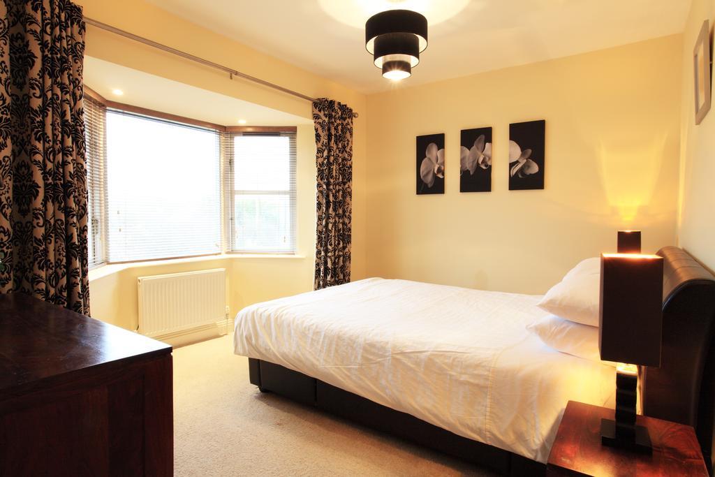 โอ ดอนนาบาห์ยทาวน์เฮาส์ Bed & Breakfast เคนแมร์ ภายนอก รูปภาพ