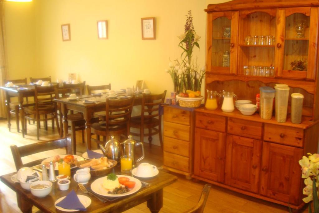 โอ ดอนนาบาห์ยทาวน์เฮาส์ Bed & Breakfast เคนแมร์ ห้อง รูปภาพ